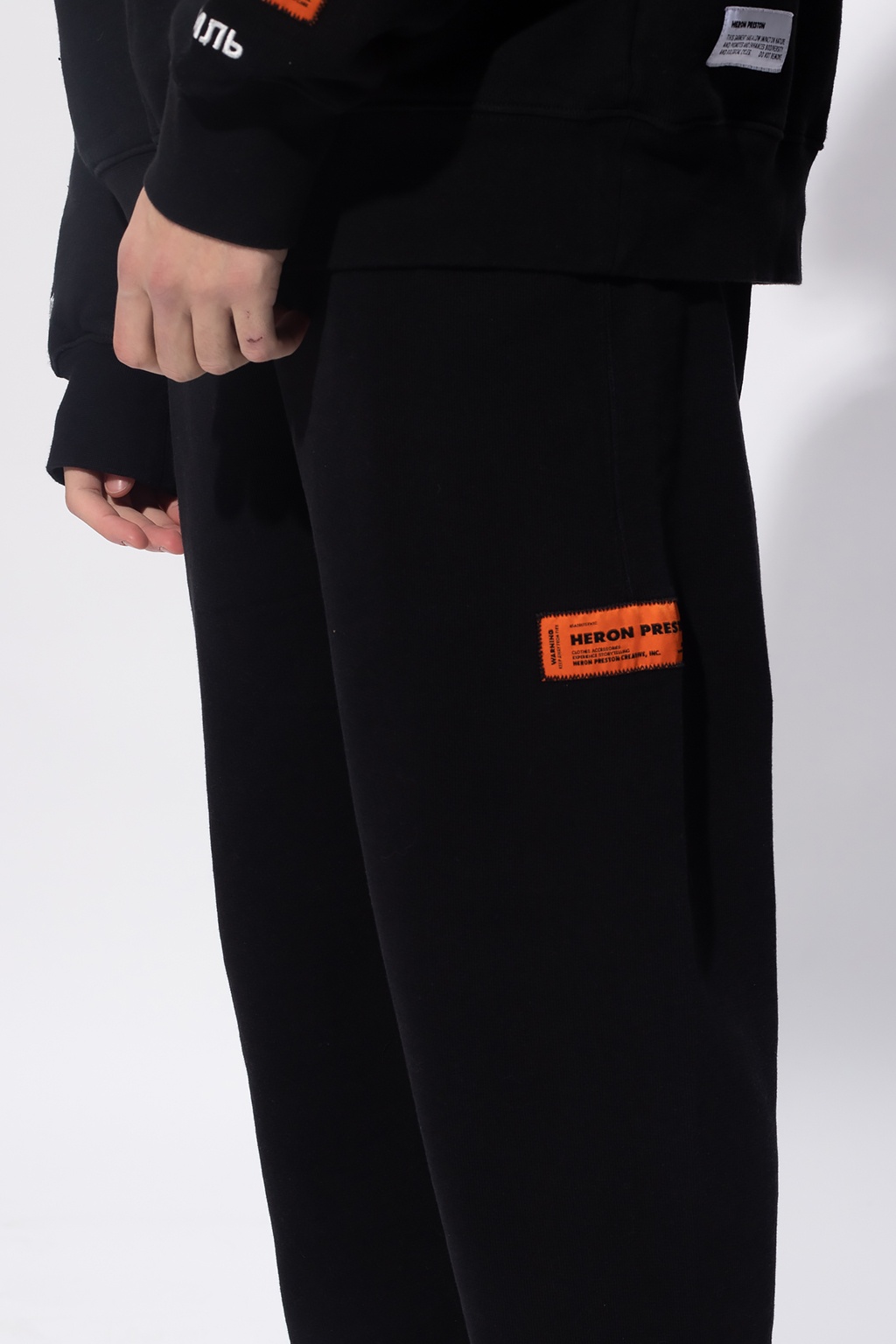 HERON PRESTON ロコフリントスウェットハンツ 【関税込】 patched sweatpants Heron Preston - lightweight track shorts